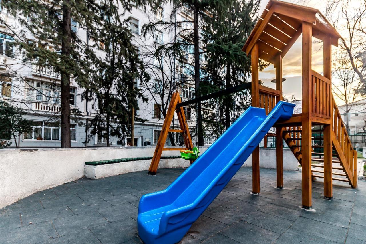Modern Apartment In Old Tbilisi Buitenkant foto
